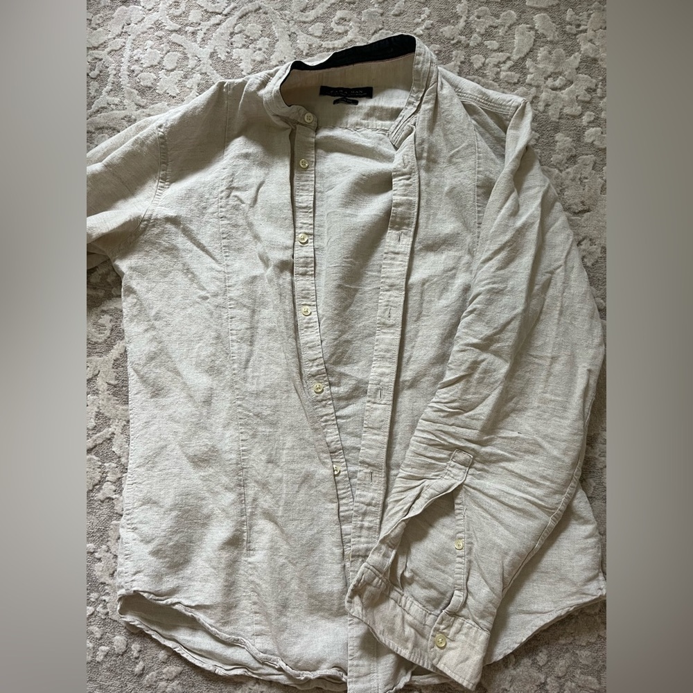 Zara Men Great Condition, Linen Button Down